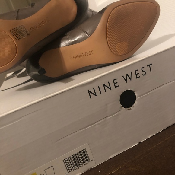 Brand New Women’s Boots for Sale - Nine West - Picture 2 of 2